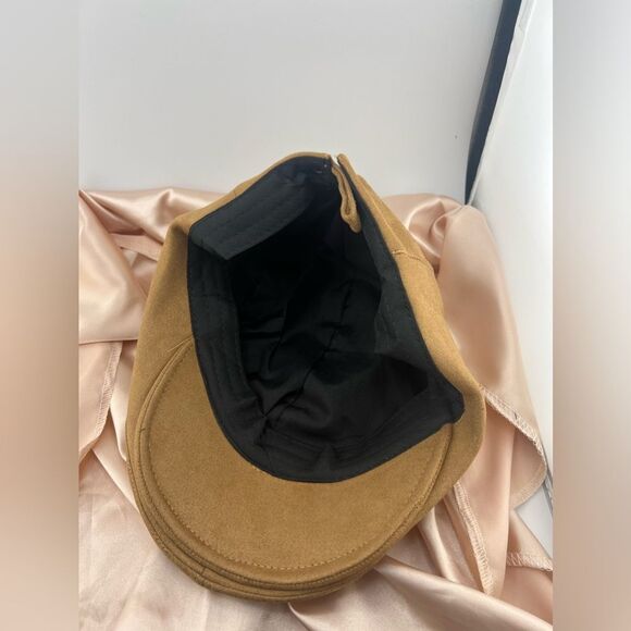 Classic Beige Suede Newsboy Flat Cap - Picture 9 of 9